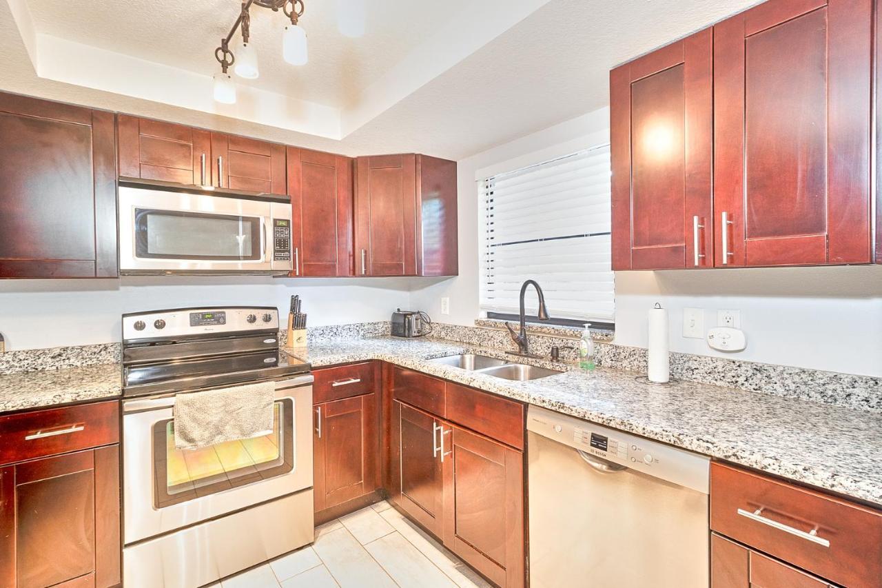 South Tampa Retreat Fenced Yard, Top Location! Buitenkant foto